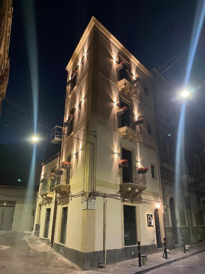 קטאניה Vicolo San Gaetano -Luxury Rooms- מראה חיצוני תמונה