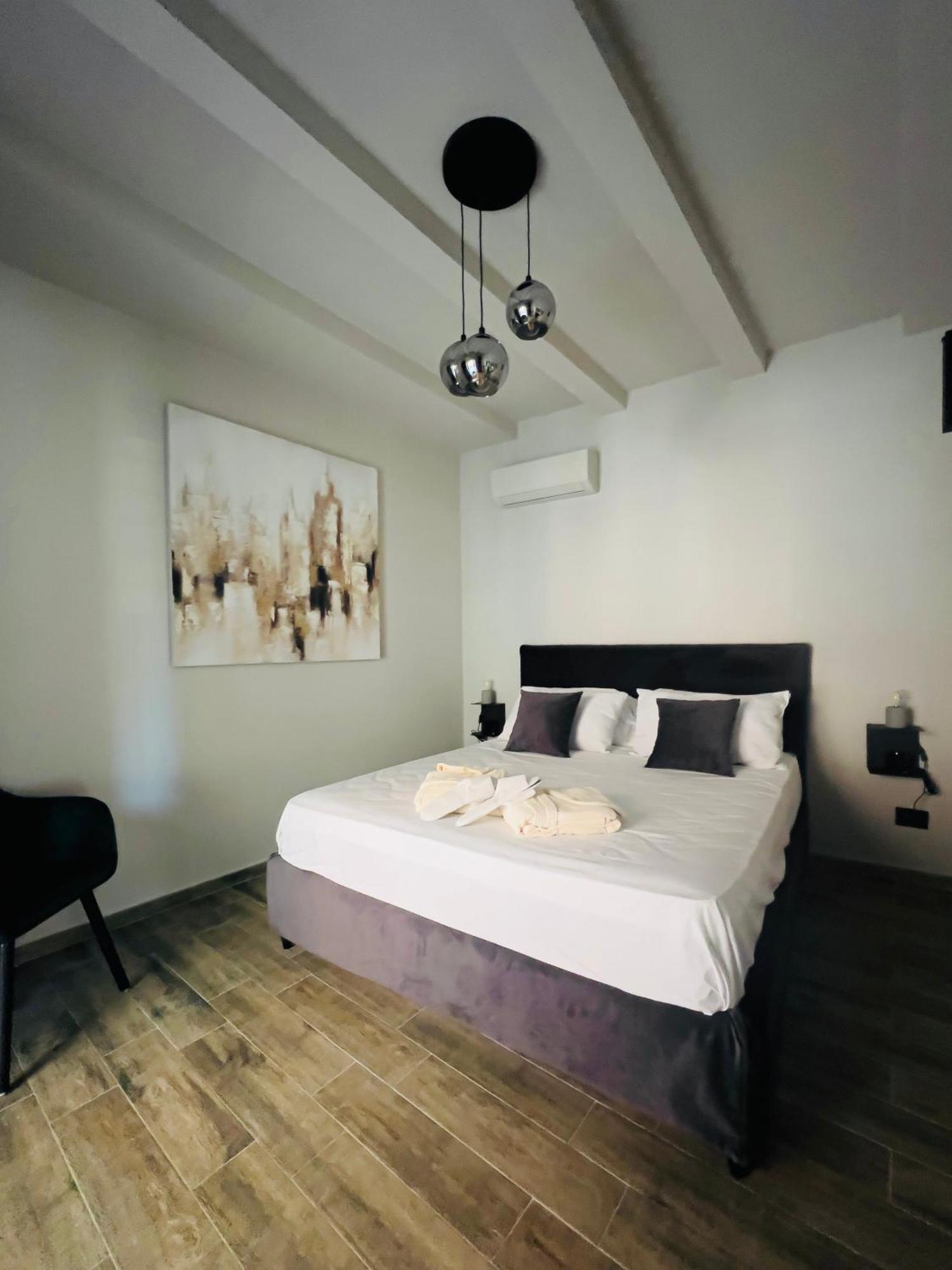 קטאניה Vicolo San Gaetano -Luxury Rooms- מראה חיצוני תמונה