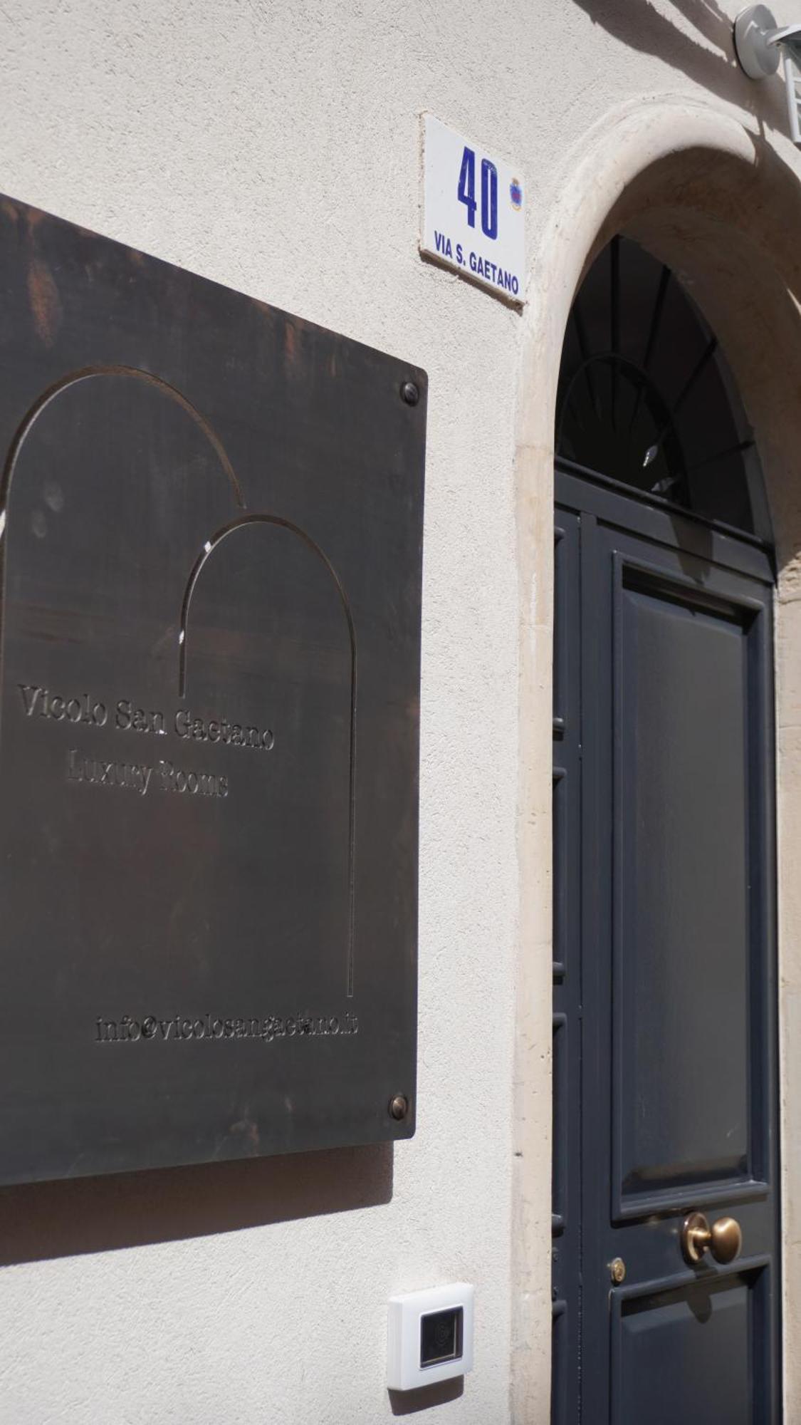 קטאניה Vicolo San Gaetano -Luxury Rooms- מראה חיצוני תמונה