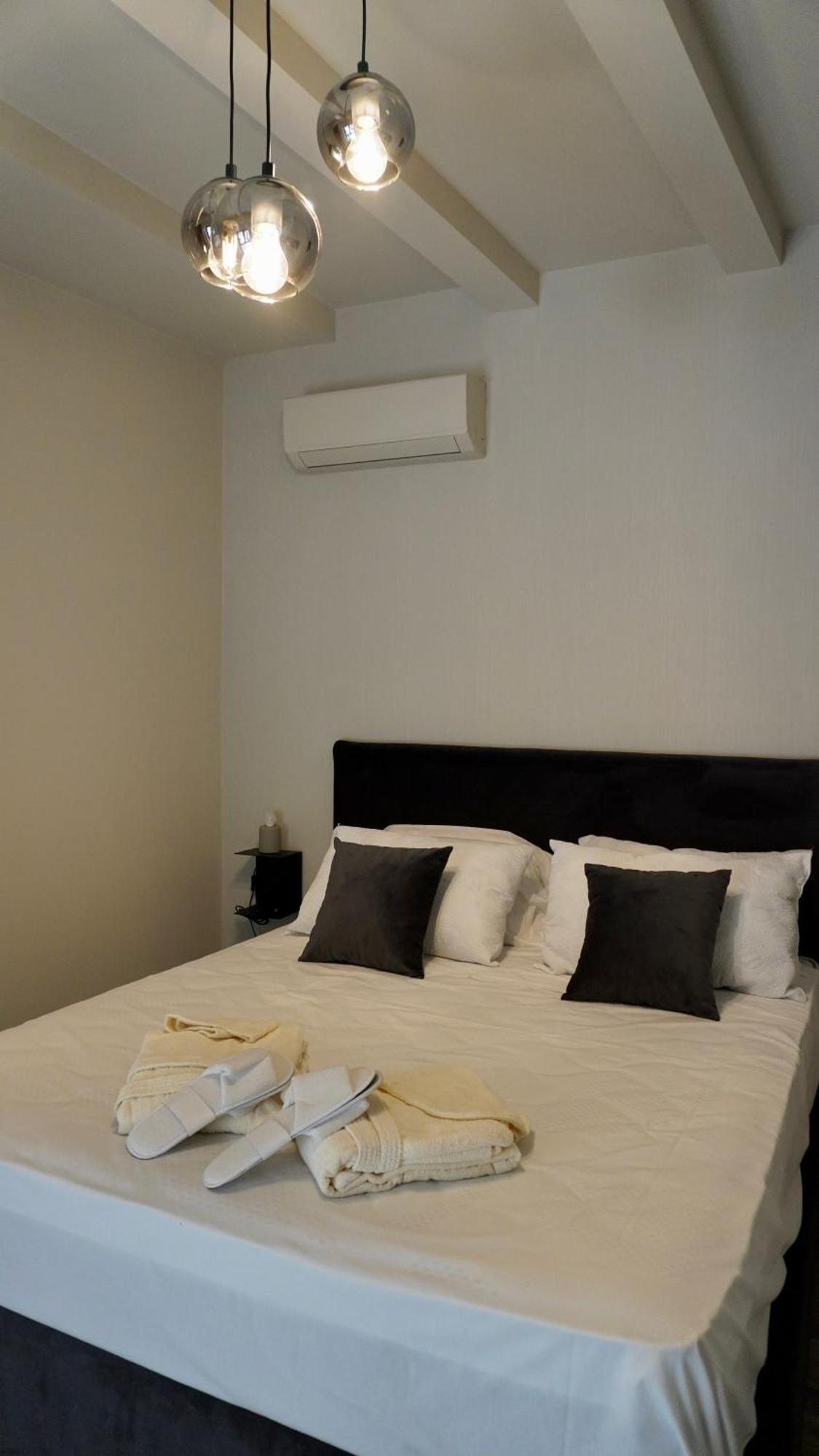 קטאניה Vicolo San Gaetano -Luxury Rooms- מראה חיצוני תמונה